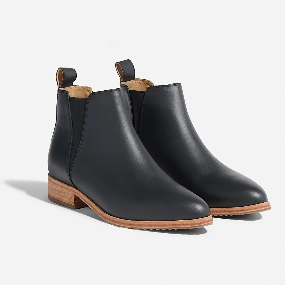 NISOLO Eva Everyday Soft Sustainable Black Leather Chelsea Boot Memory Foam Sz 9